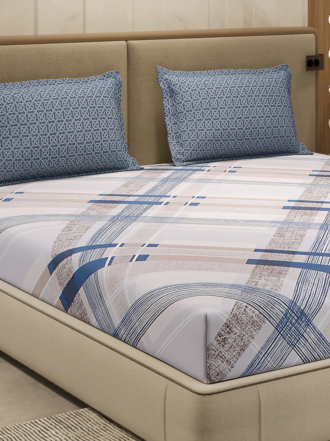 130 GSM Polyester Double Bed 1 Bedsheet with 2 Pillow Cover (Immortal)