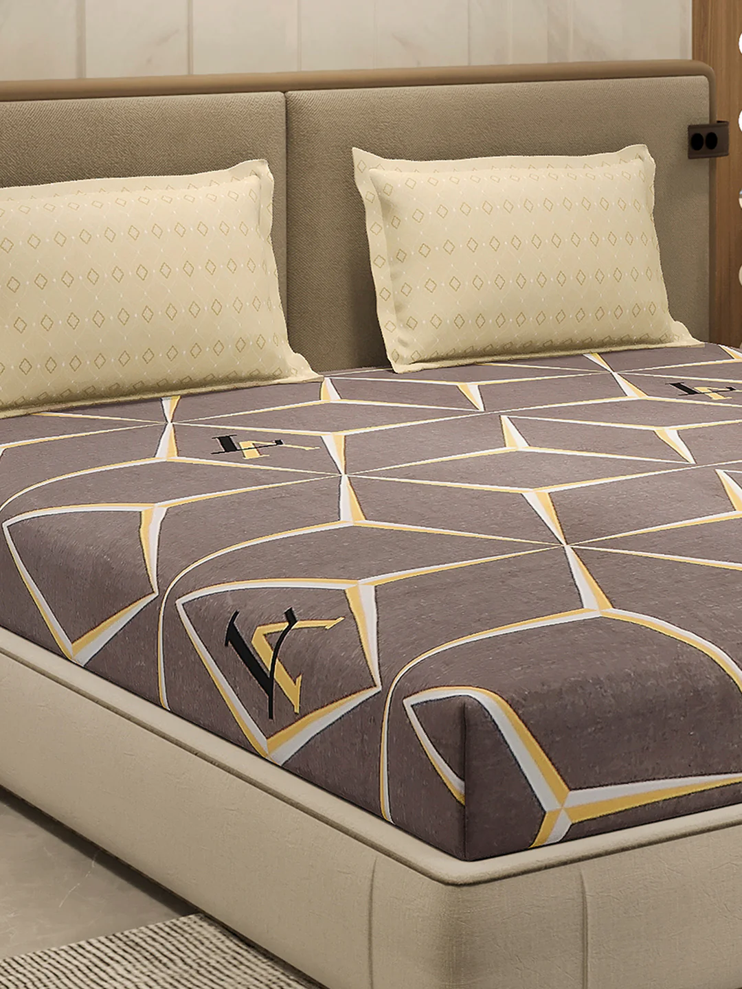 130 GSM Polyester Double Bed 1 Bedsheet with 2 Pillow Cover (Immortal)
