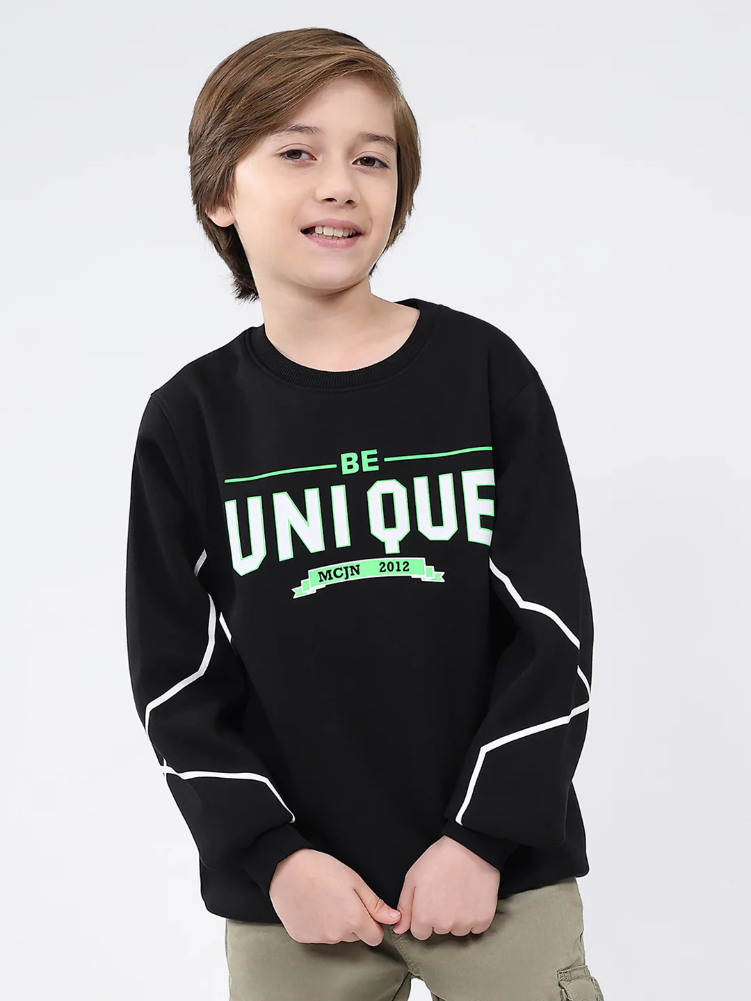 Boys Black Printed Round Neck Full Sleeve Sweatshirt