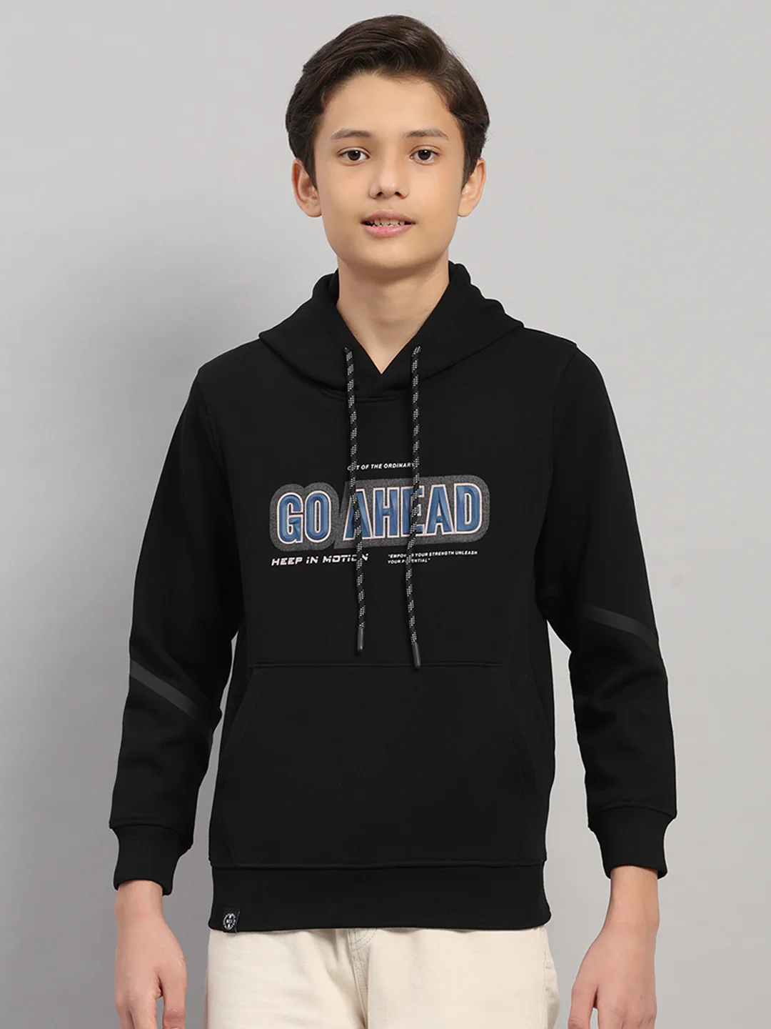 Boys Black Printed Round Neck Full Sleeve Sweatshirt