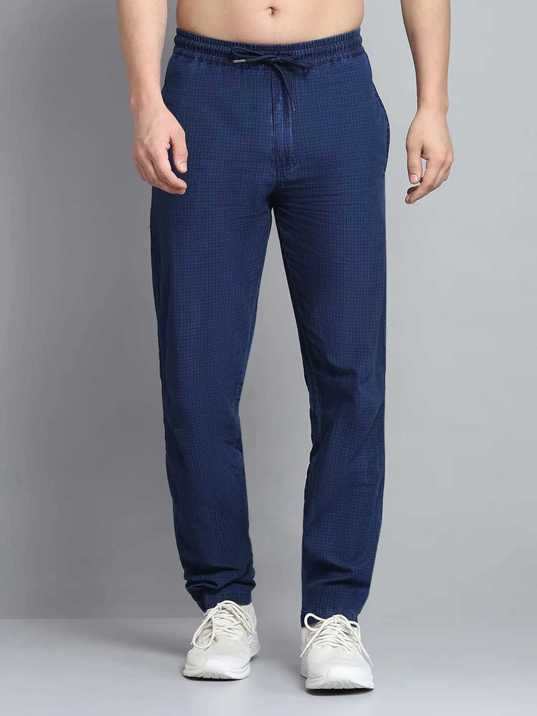 Men Blue Solid Regular Fit Lower