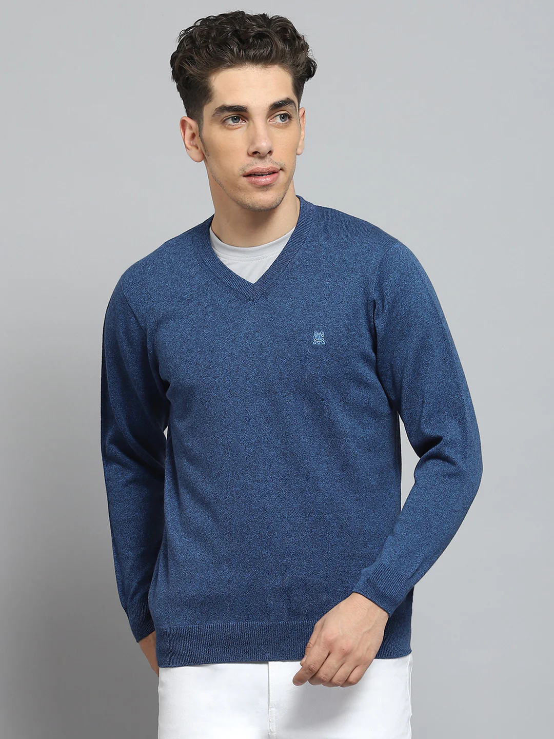 Men Blue Solid V Neck Full Sleeve Pullover