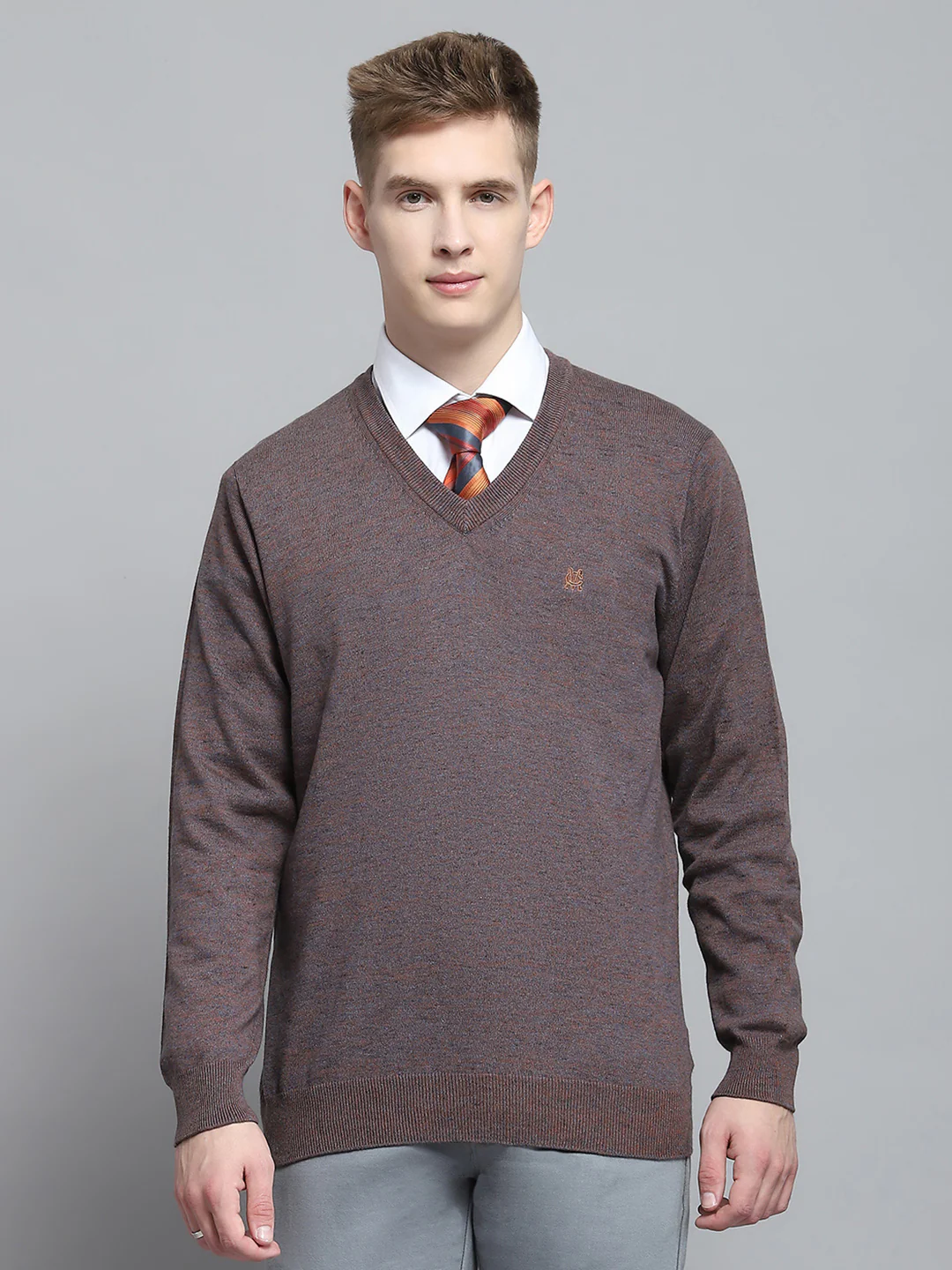 Men Brown Solid V Neck Full Sleeve Pullover