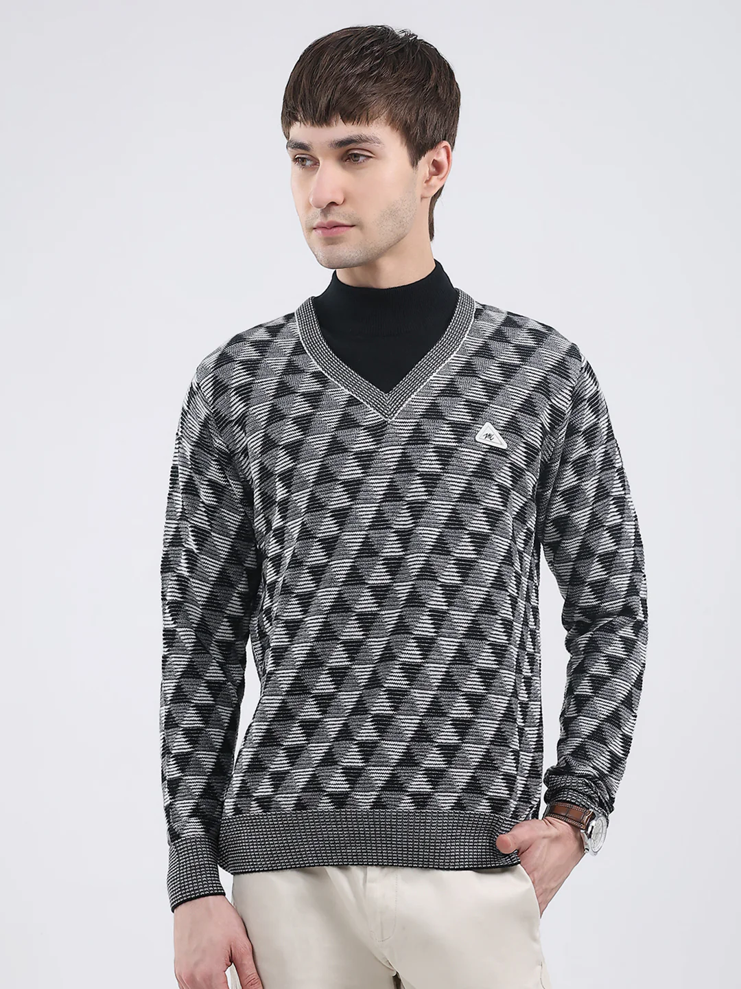 Men Grey Self Design V Neck Full Sleeve Pullover