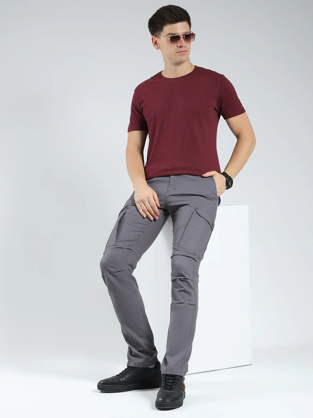 Men Grey Solid Slim Fit Cargo - Image 2