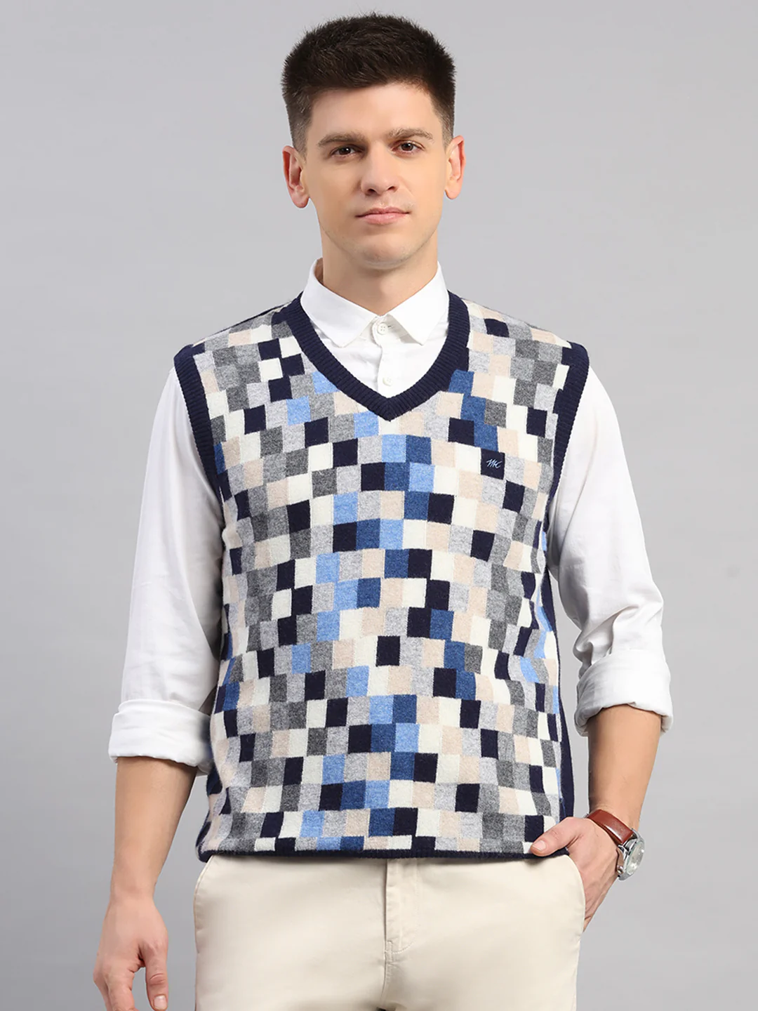 Men Navy Blue Printed V Neck Sleeveless Sweater