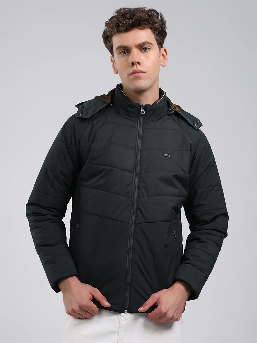 Men Olive Solid Hooded Full Sleeve Jacket