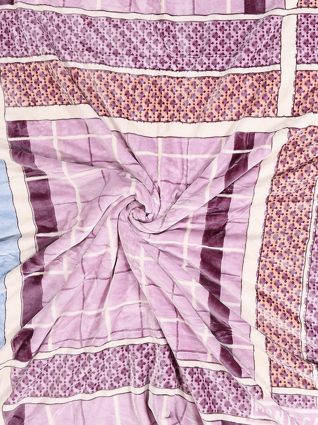 Printed Double Bed 3 Ply, 720 GSM Blanket for Heavy Winter - (Gala Glow) - Image 7