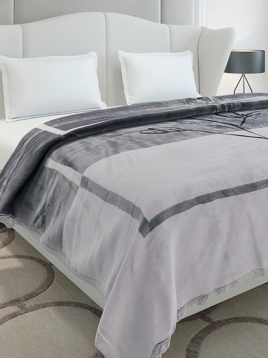 Printed Double Bed 3 Ply, 909 GSM Blanket for Heavy Winter - (Wild Side)