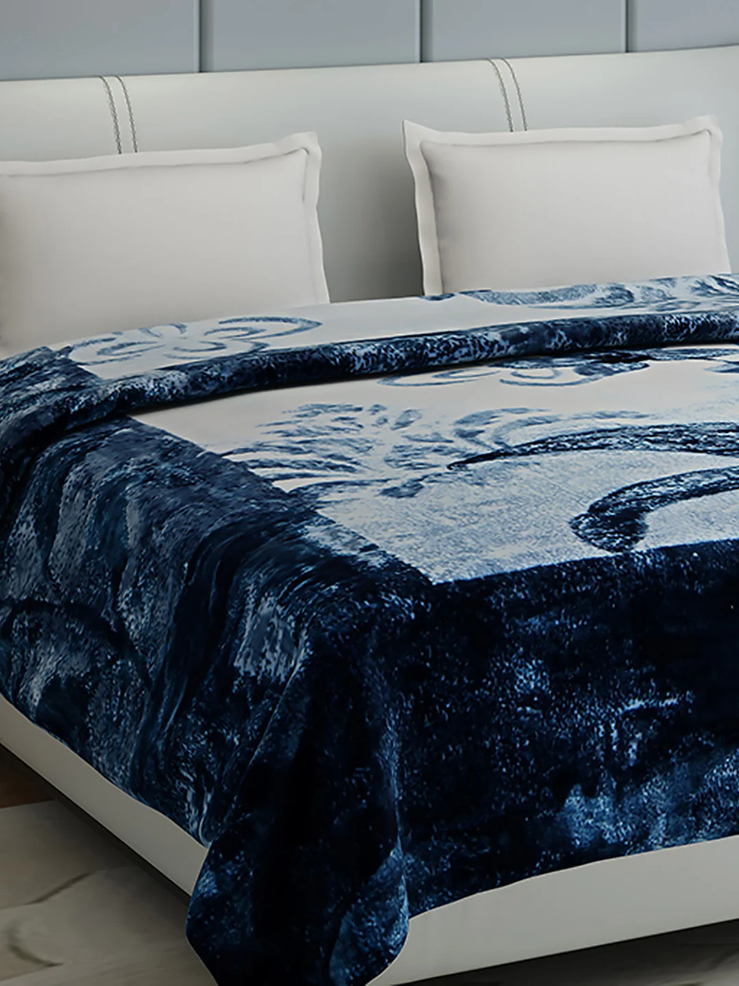 Printed Double Bed 947 GSM Blanket Hunter 2 Ply (Weight 5 kg)