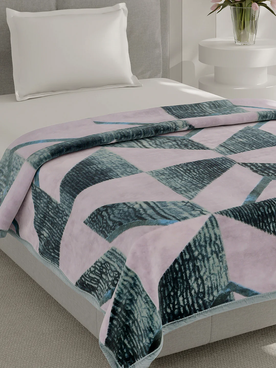 Printed Single Bed 1 Ply, 625 GSM Mink Blanket for Mild Winter - (Impact Pvc)