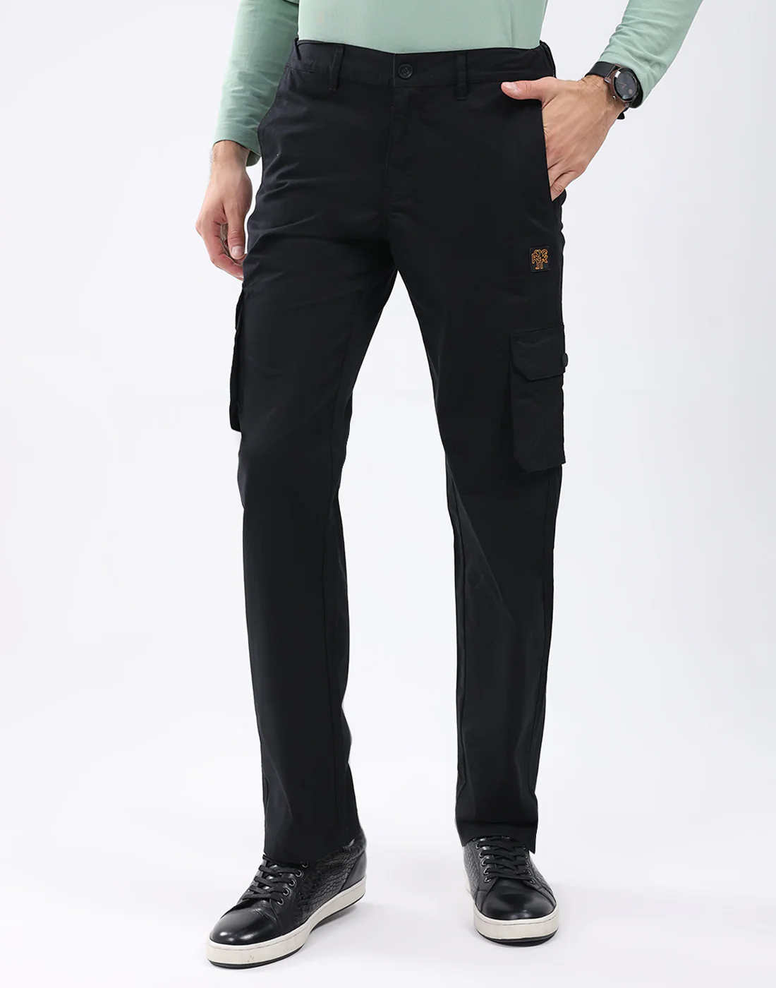 Rock.it Men Black Solid Regular Fit Cargo