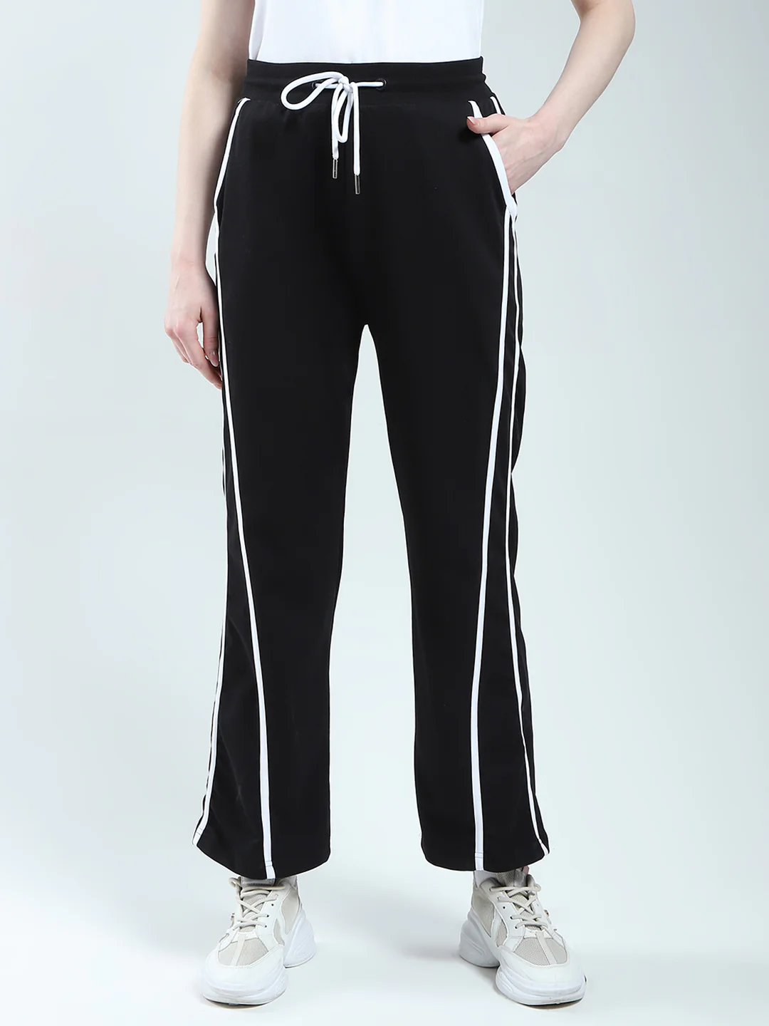Rock.it Women Black Solid Regular Fit Lower