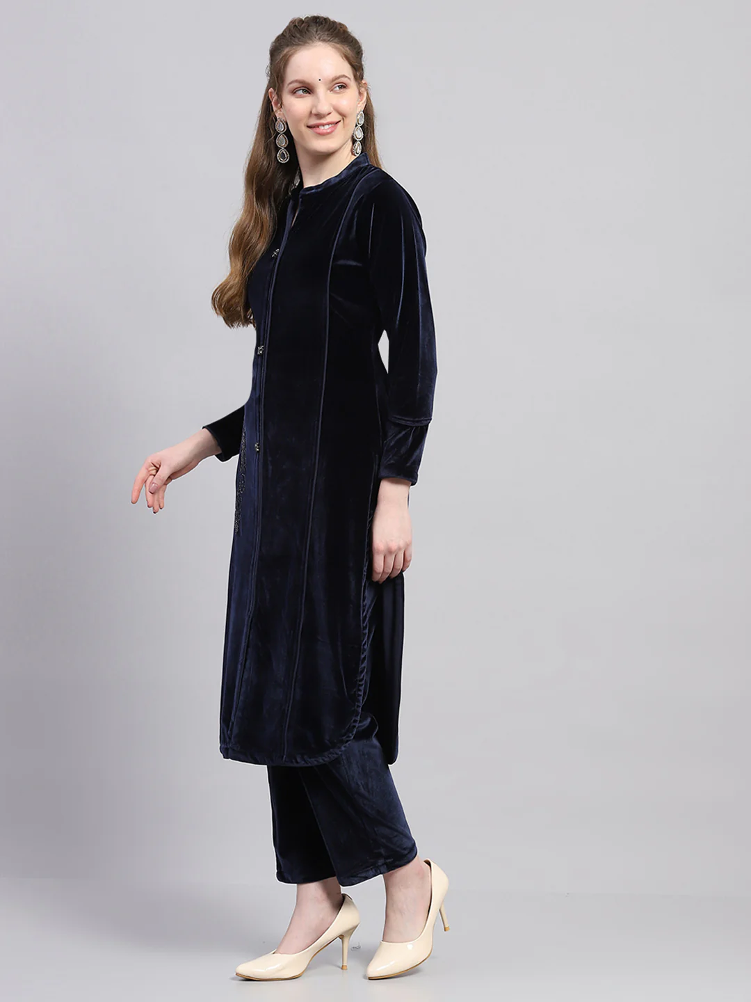 Women Blue Self Design Round Neck Full Sleeve Kurti Set - Image 3
