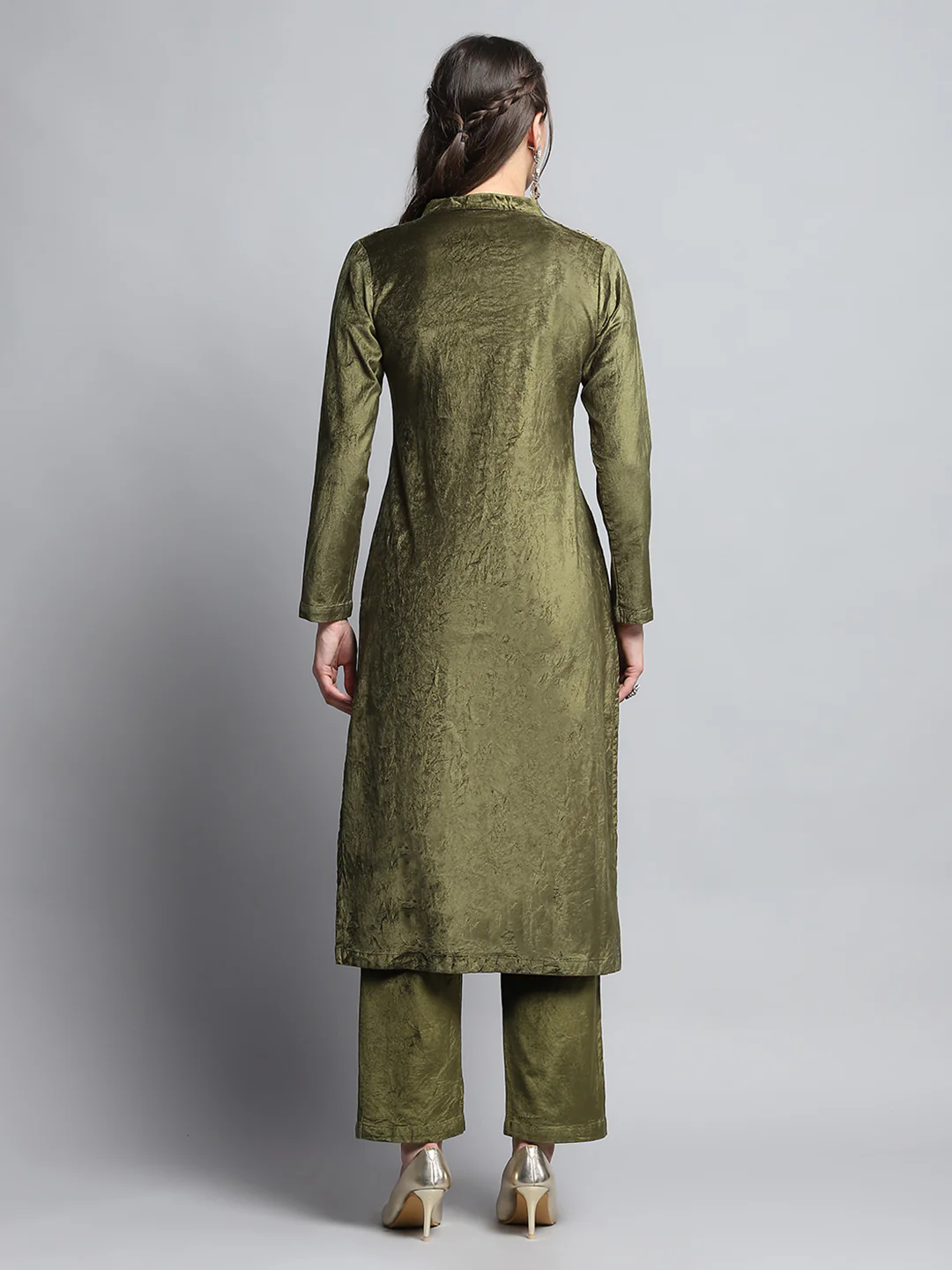 Women Green Self Design Round Neck Full Sleeve Kurti Set for Winter - Image 5