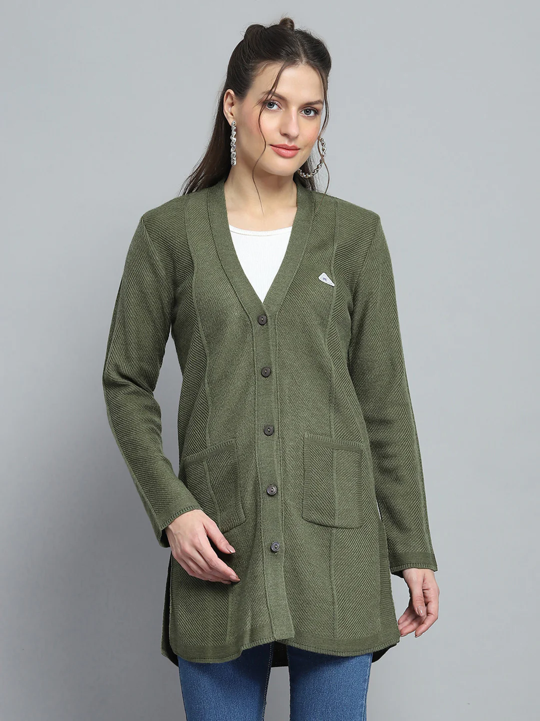 Women Green Self Design V Neck Full Sleeve Cardigan