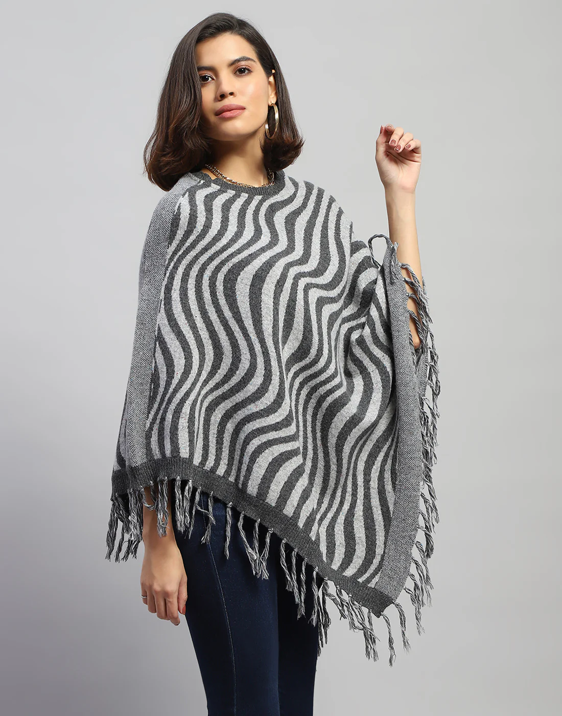 Women Grey Self Design Round Neck Poncho - Image 4