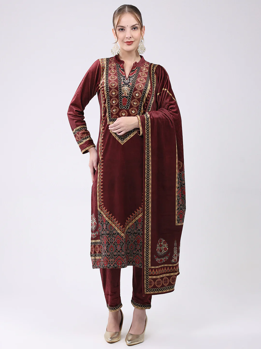 Women Maroon Printed Round Neck Full Sleeve Kurti Set for Winter