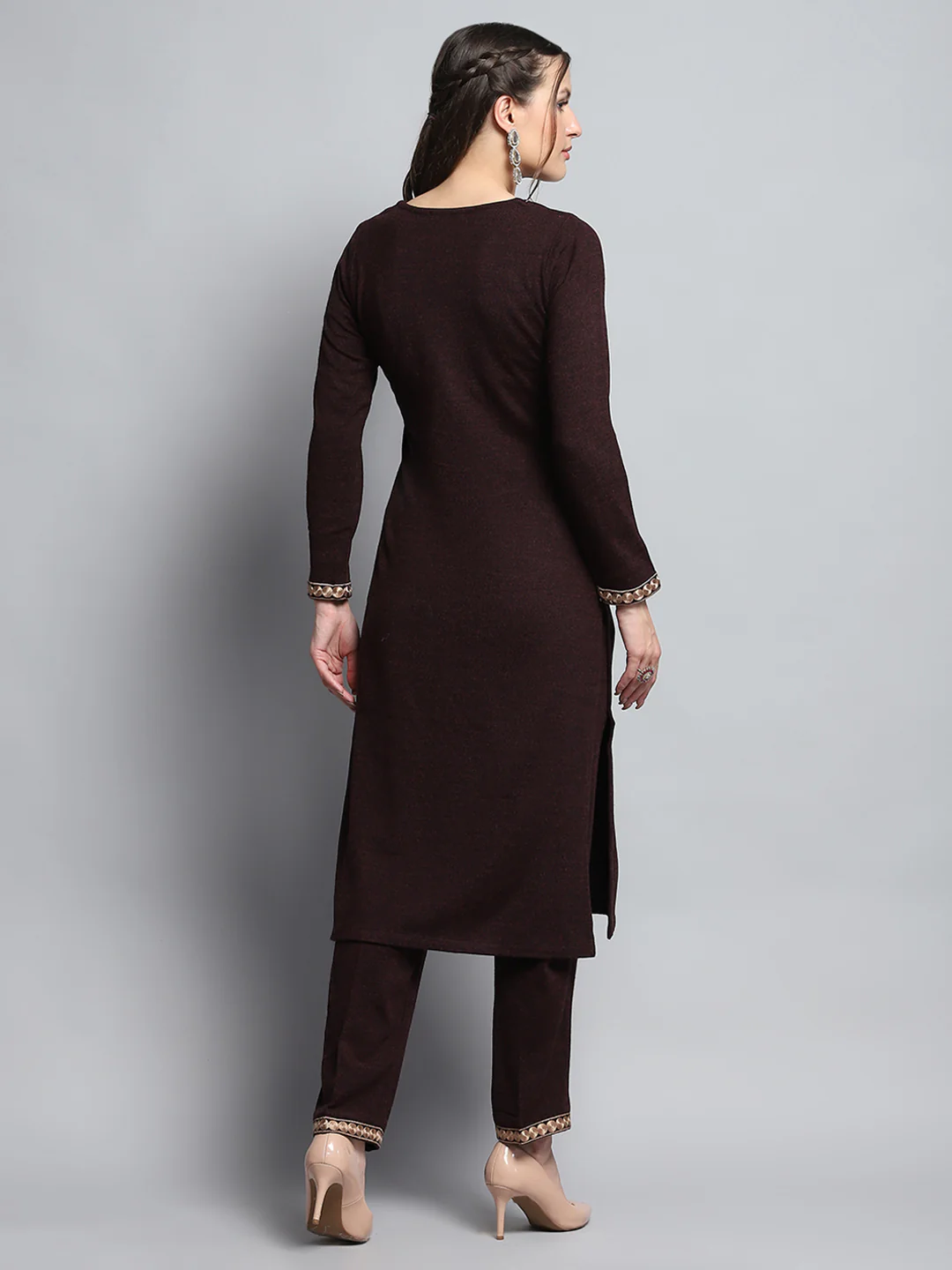 Women Maroon Self Design Round Neck Full Sleeve Kurti Set for Winter - Image 5