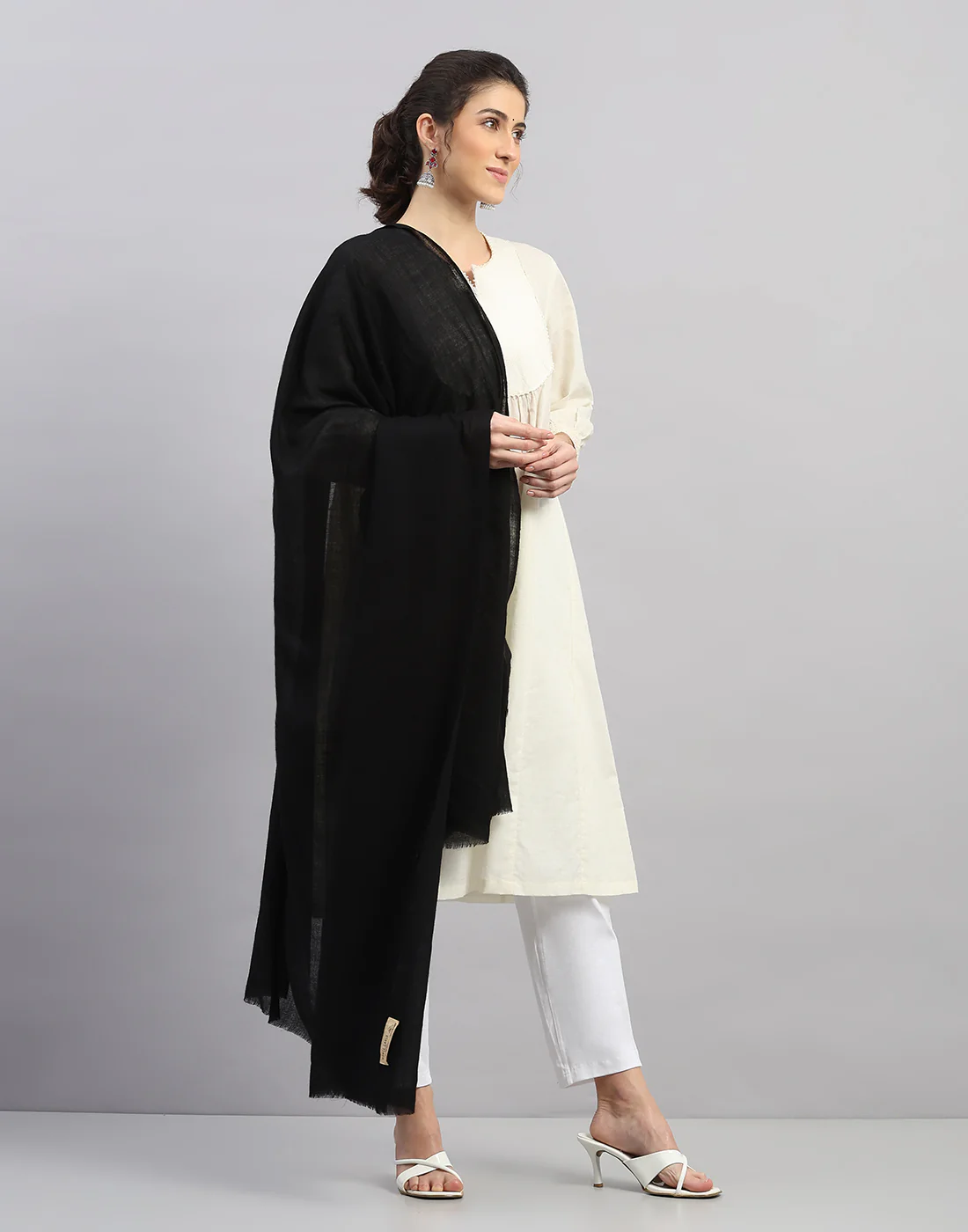 Women Multicolor Self Design Shawl - Image 3