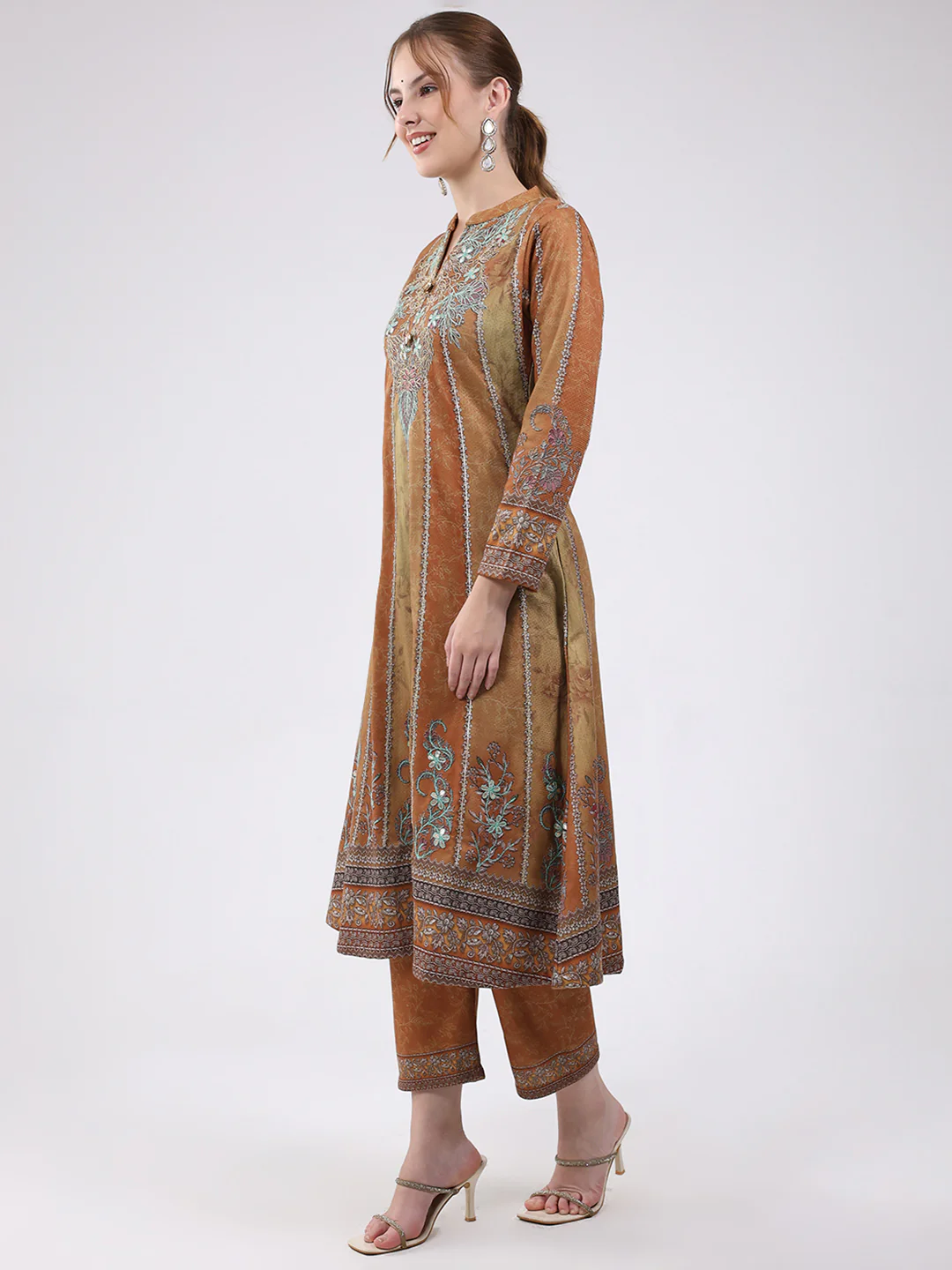 Women Mustard Printed Round Neck Full Sleeve Kurti Set for Winter - Image 3