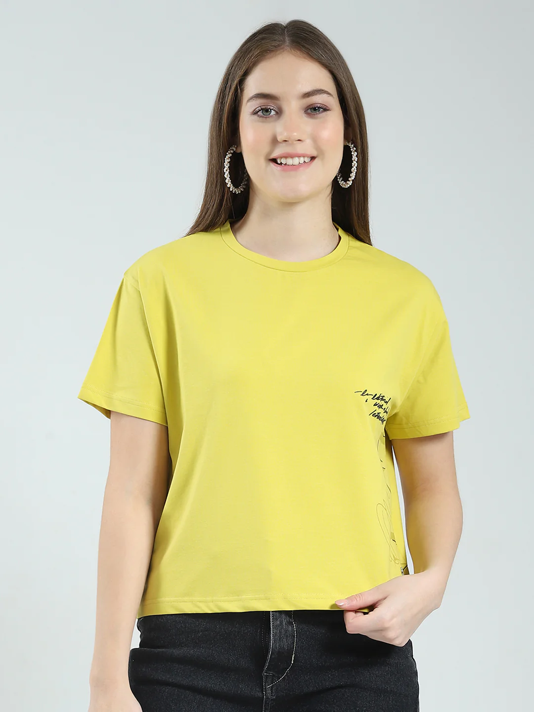 Women Mustard Printed Round Neck Half Sleeve Top