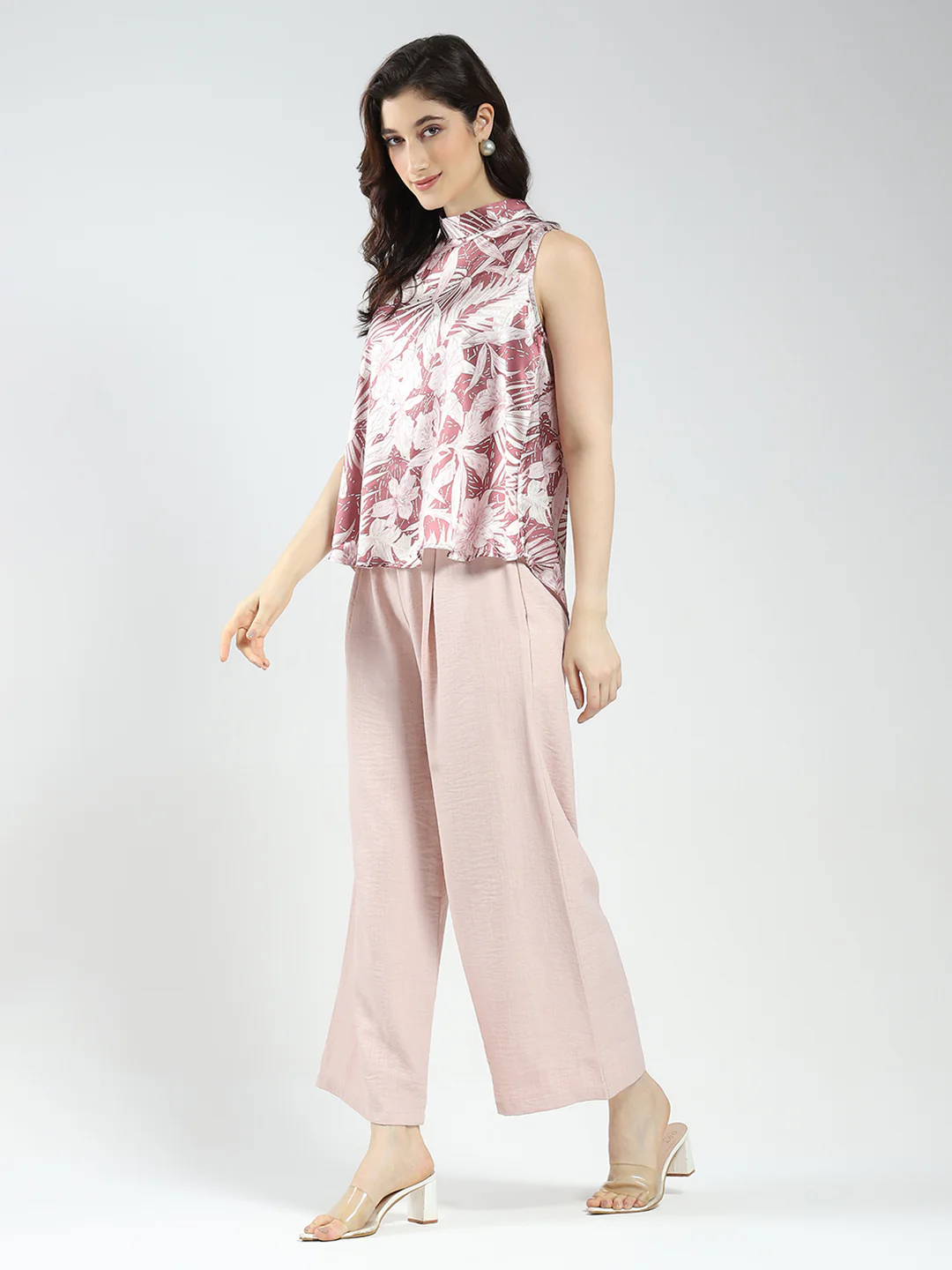 Women Pink Printed Band Neck Sleeveless Cords Set - Image 4