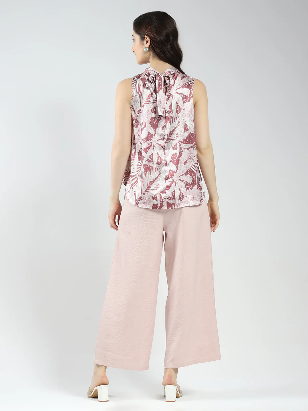Women Pink Printed Band Neck Sleeveless Cords Set - Image 6