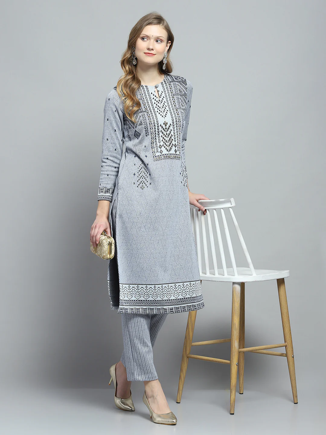 Women Sky Blue Self Design Round Neck Full Sleeve Kurti Set for Winter - Image 2